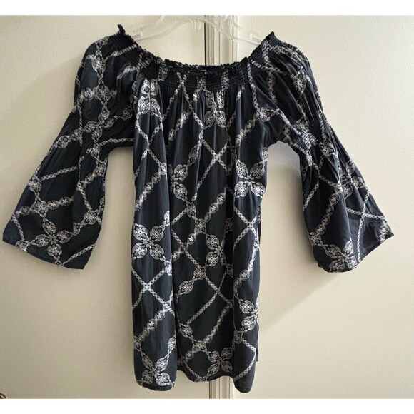 Rebecca Virtue Puff or Off Shoulder Top - Picture 9 of 9